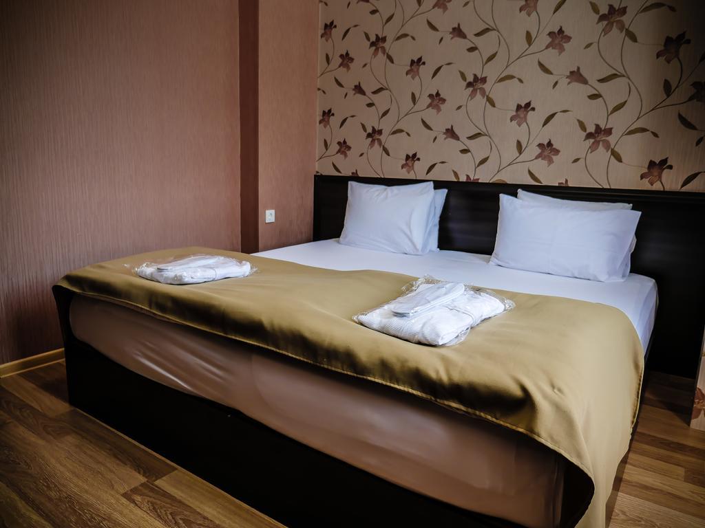 Tskaltubo Hotel Prometheus ภายนอก รูปภาพ