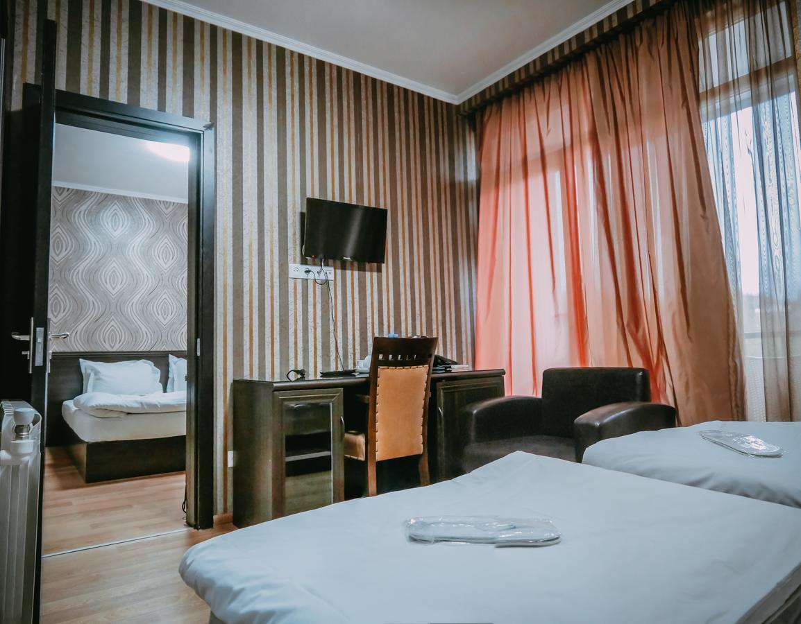 Tskaltubo Hotel Prometheus ภายนอก รูปภาพ